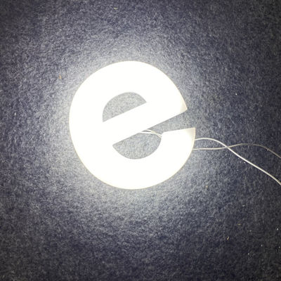 Kapalı 3d Akrilik Işıklı Mektup İşaretleri 50000 Saat Ömür Boyu