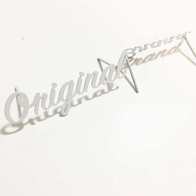 Düz Kesim Beyaz Boya Metal Harf İşareti Fırçalı SS304 Kanal Harf Tabela