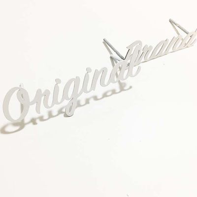 Düz Kesim Beyaz Boya Metal Harf İşareti Fırçalı SS304 Kanal Harf Tabela