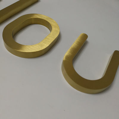 OEM ODM Kozmetik Mağazası Metal Harf Işareti Fabrikasyon Dış Mekan