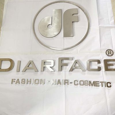 Vitrin Gümüş Fırça 3D Metal Harfler Şirket Logosu İşareti Elektroliz