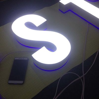 Duvara Montaj 3-5mm Akrilik Vitrin İşareti Mağazalar İçin Önden Aydınlatmalı Kanal Harfleri