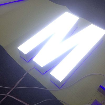 Duvara Montaj 3-5mm Akrilik Vitrin İşareti Mağazalar İçin Önden Aydınlatmalı Kanal Harfleri