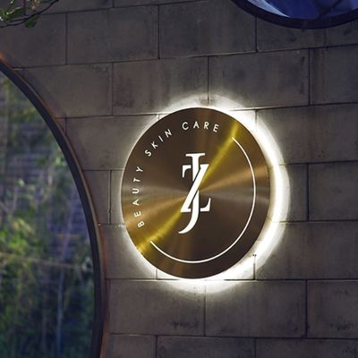 Metal Paslanmaz Çelik Yuvarlak Led Işık Kutusu Özel Logo 3d Aydınlatmalı