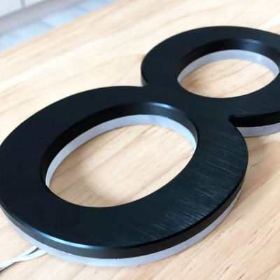 Reklam 3D Akrilik Arkadan Aydınlatmalı Harf İşareti Siyah Boyalı 12cm Kalınlık