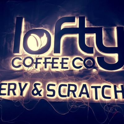 Reçine Akrilik Arkadan Aydınlatmalı Kanal Harfleri Özelleştirilmiş Fırçalı Kromlu 12VDC